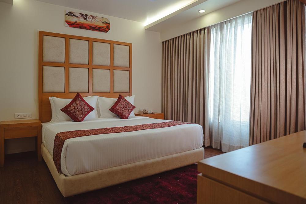 Ramee The Srinivas Palace Bhuj Esterno foto